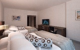 La Quinta Inn & Suites Cancun3