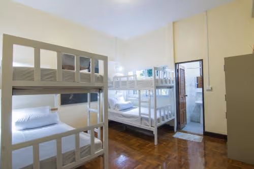 Quadruple Room with Private Bathroom
