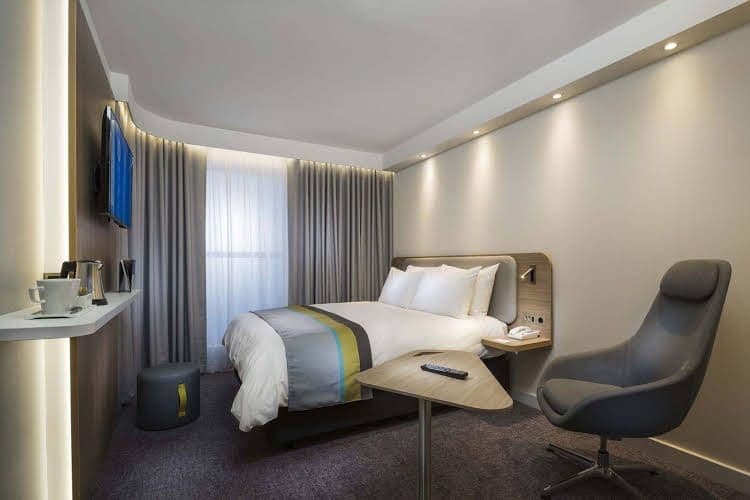 Holiday Inn Express Hamburg City Hauptbahnhof Holiday Inn Express Hamburg City Hauptbahnhof
