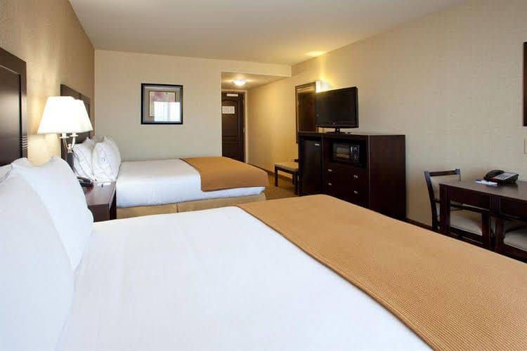 Holiday Inn Express and Suites Fresno South Holiday Inn Express and Suites Fresno South