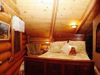 Eagles Nest B and B and Cottage Suites0