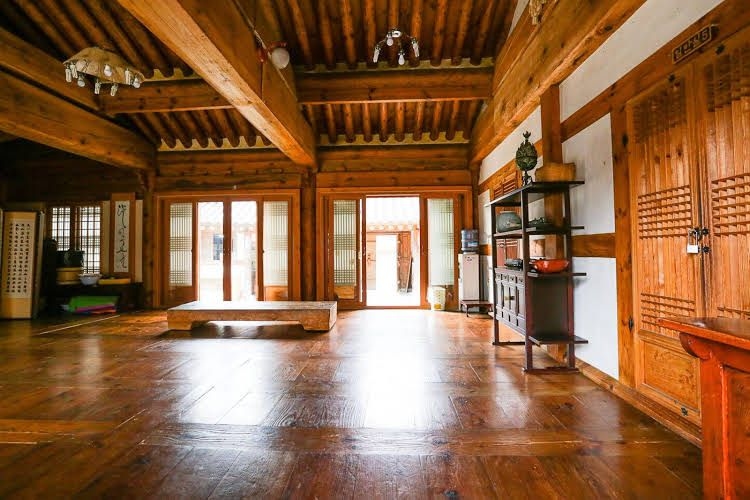 Jeonju Hanok Living Experience Center0