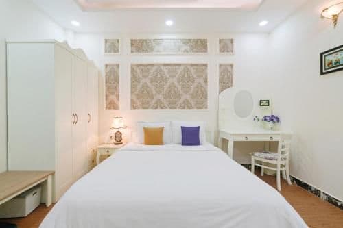 Day Use Offer- Deluxe Room- 4 Hours same day stay - Extra charge for overnight stay