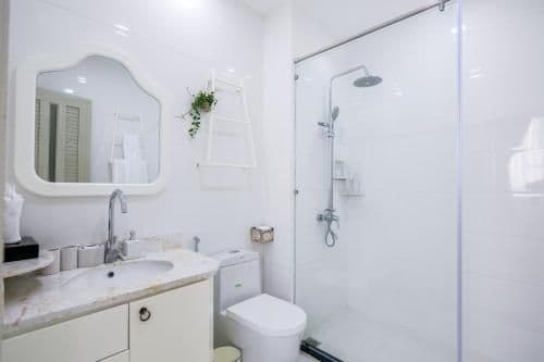 Deluxe Suite + Free Laundry