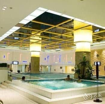 Dongguan Silver Holiday Inn Dongguan Silver Holiday Inn