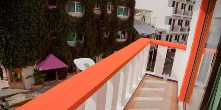 Maya del Centro Adults Only Maya del Centro Adults Only