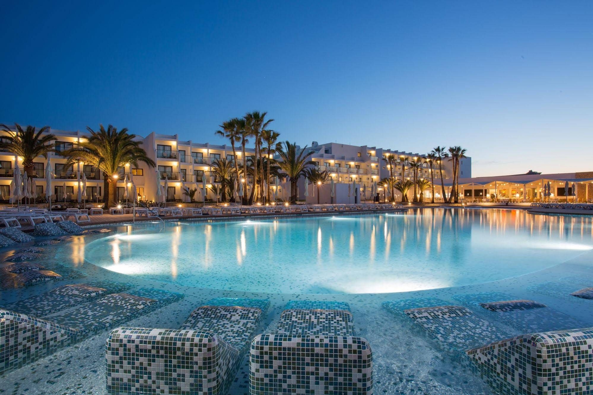 Grand Palladium White Island Resort and Spa3