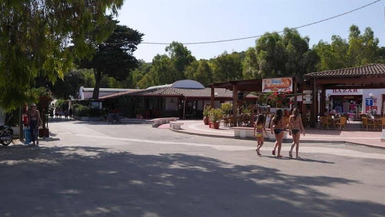 Villaggio Camping Internazionale Manacore0