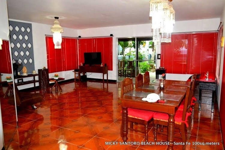 Micky Santoro Beach House0