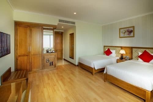 Premier Twin Room with Sea View