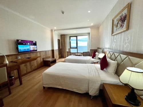 Premier Twin Room with Sea View