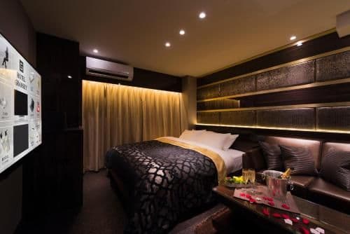 Standard King Room