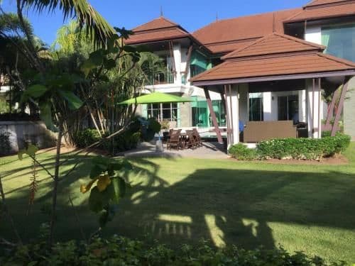 Villa with Private Pool