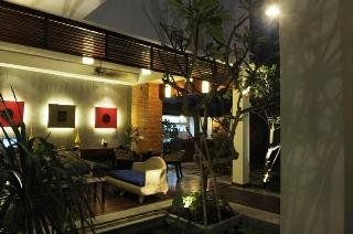 Frangipani Fine Arts4