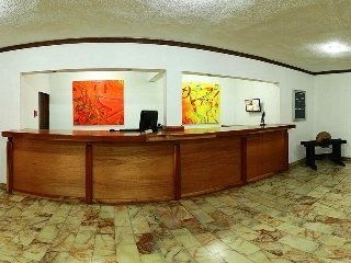 Hotel Hacienda Inn Aeropuerto1