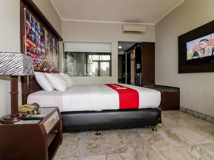 NIDA Rooms Raden Cental National Monument at Johns Pardede NIDA Rooms Raden Cental National Monument at Johns Pardede