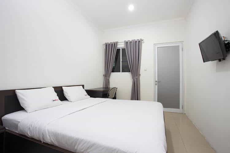 RedDoorz Tebet Utara Street RedDoorz Tebet Utara Street