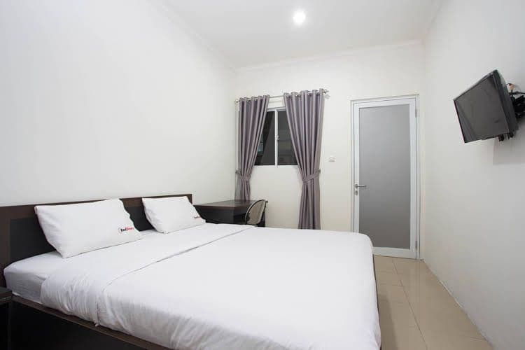 RedDoorz Tebet Utara Street RedDoorz Tebet Utara Street