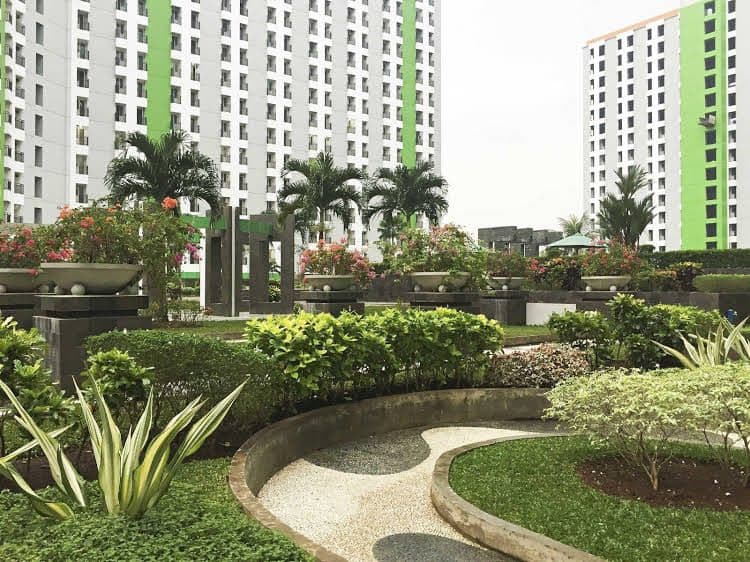 RedDoorz Apartment @ Green Pramuka RedDoorz Apartment @ Green Pramuka