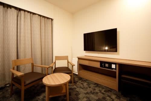 Twin Room - Non-Smoking
