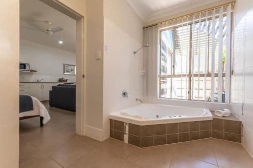 King Suite with Spa Bath