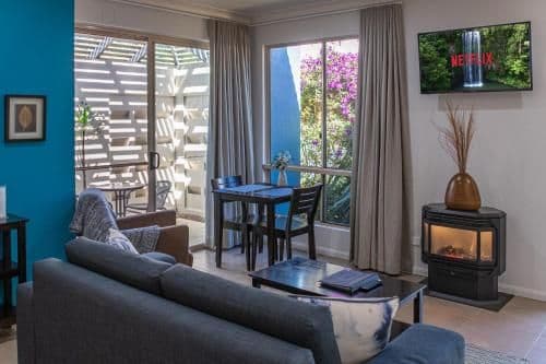 King or Twin Suite with Spa Bath