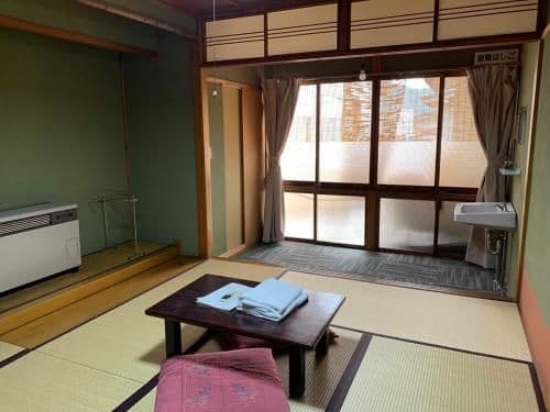 Japanese-Style Twin Room
