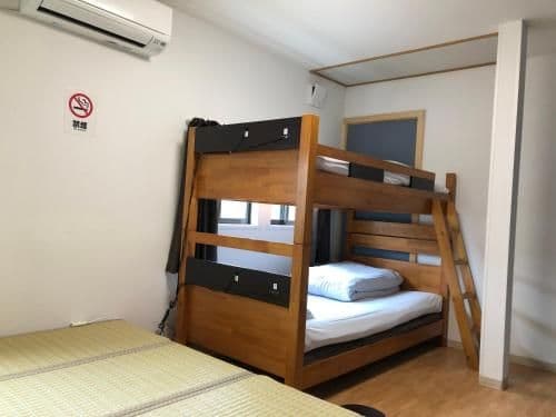 Economy Triple Room