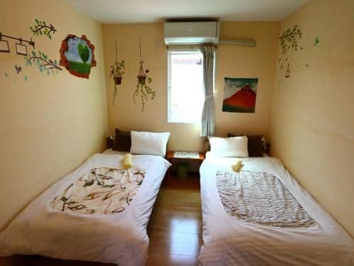 Standard Twin Room