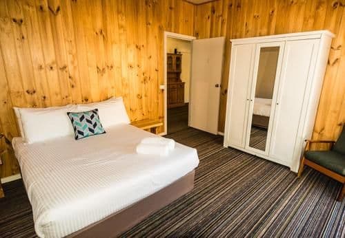 Standard Cabin - for up to 6