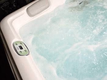 Hot Tub Hideaway0