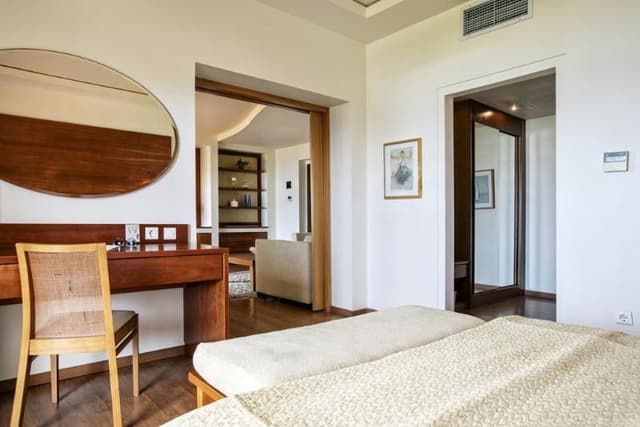 SUITE EXECUTIVE SEA VIEW