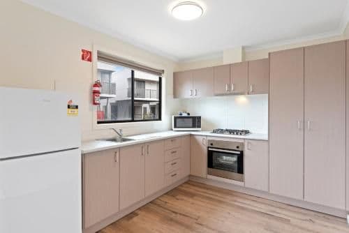 Deluxe 3 Bedroom Access Cabin