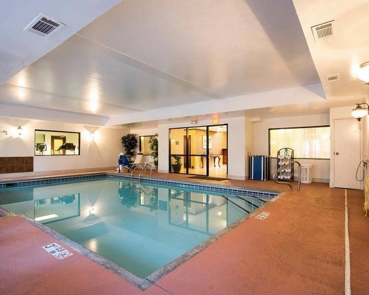 Comfort Inn and Suites Suwanee Sugarloaf0