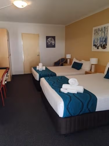 Deluxe Queen Room