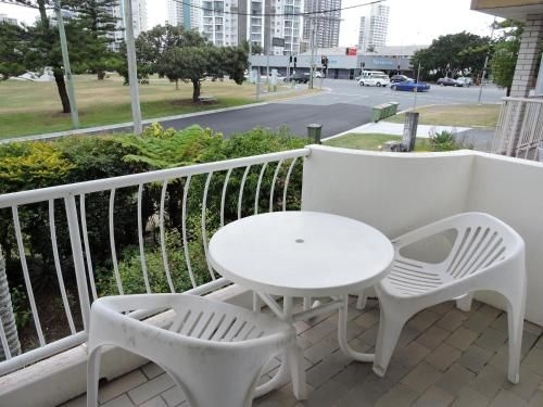 Cannes Court Apartments (Cannes Court Holiday Apartments)3