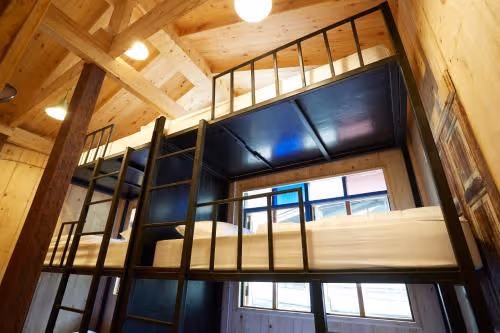 Bed in 10-Bed Mixed Dormitory Room
