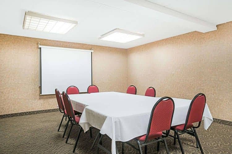 Ramada Plymouth and Conference Center Ramada Plymouth and Conference Center