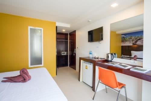 2 connecting double room