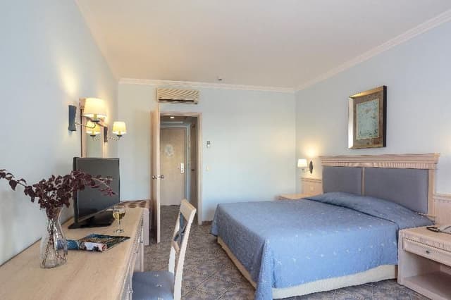 SUITE LAND VIEW