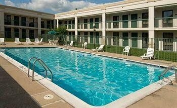 Quality Inn Windsor Mill0