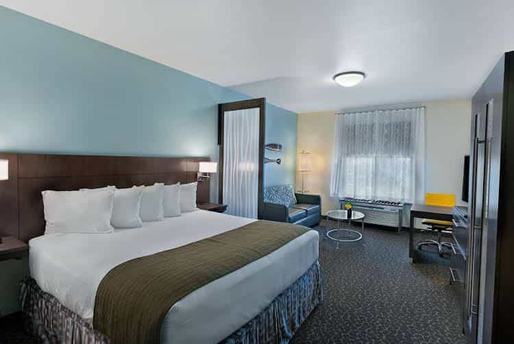 Oxford Suites Bellingham