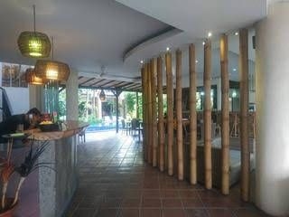 Suris Boutique0
