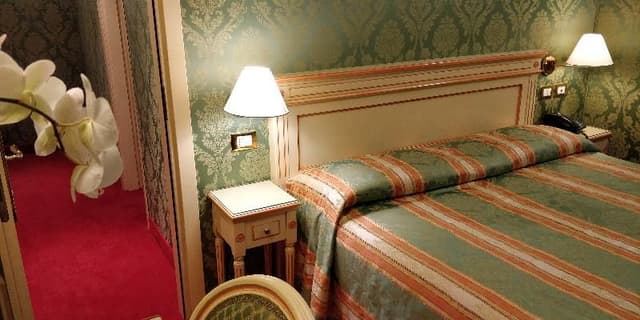 APARTMENT INNER