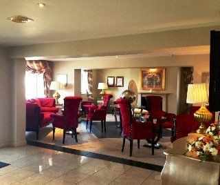 Barons Court Hotel0