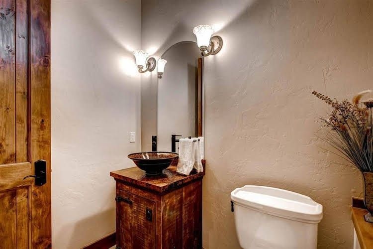 Mountain Majesty Manor Main Street by Pinnacle Lodging0
