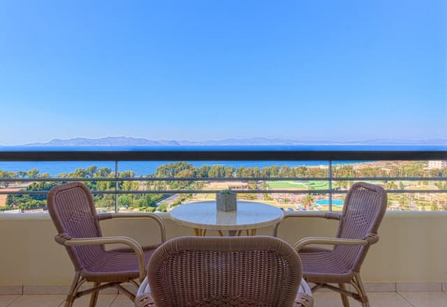 SUITE EXECUTIVE