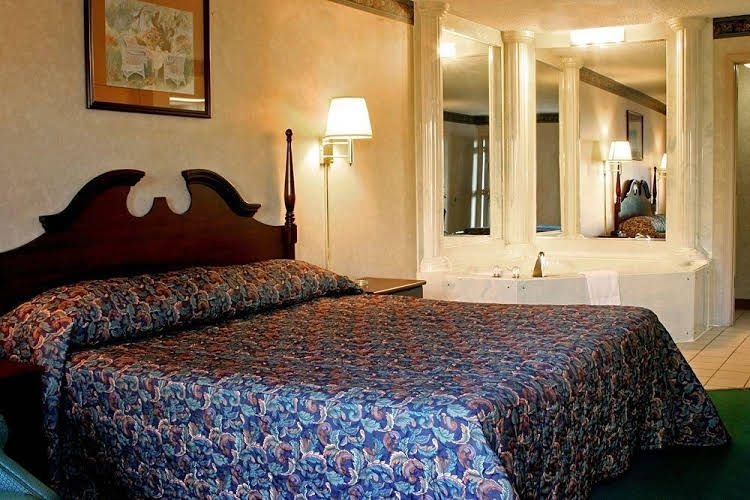 Rodeway Inn0