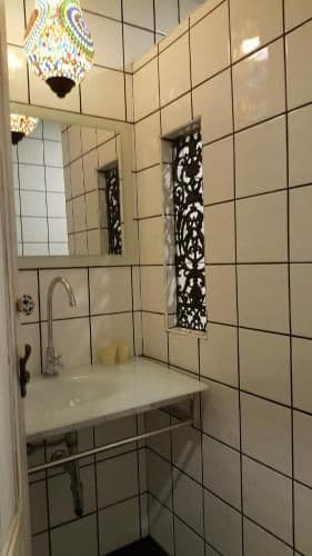 Standard King Room (No Window)