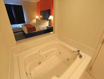 Baymont Inn and Suites Mundelein Libertyville Area Baymont Inn and Suites Mundelein Libertyville Area
